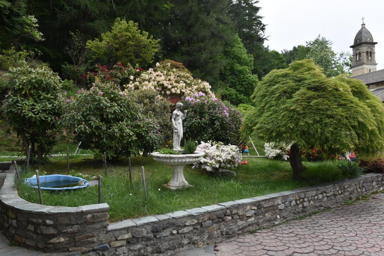 Madonna Di Luciago Hotel